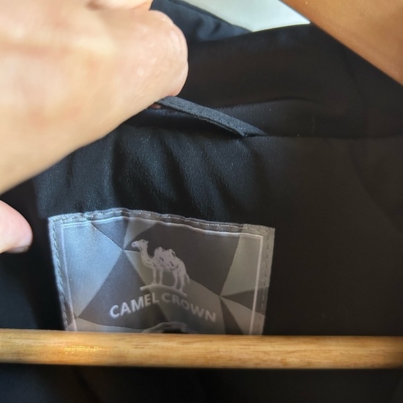 Men’s Camel Crown Quilted Jacket - Picture 3 of 7